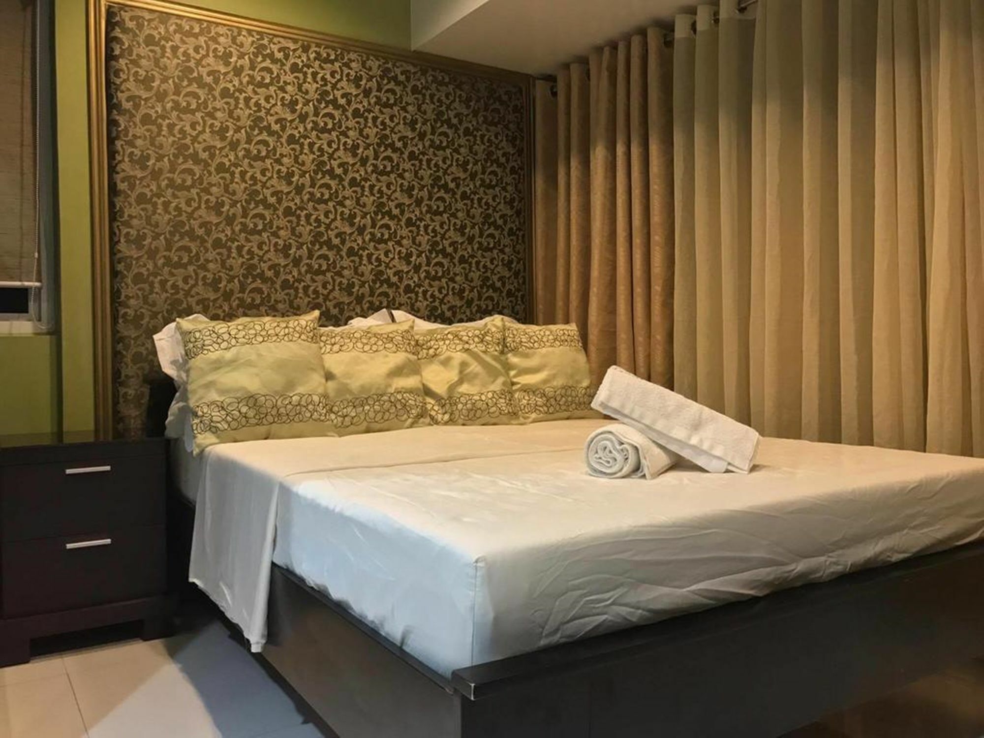Go-Stay @ South Of Market Тагуиг Екстериор снимка